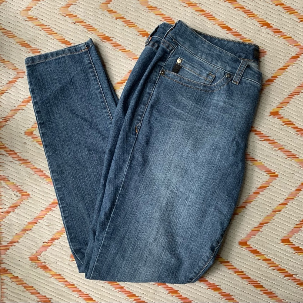 Torrid light wash jeans